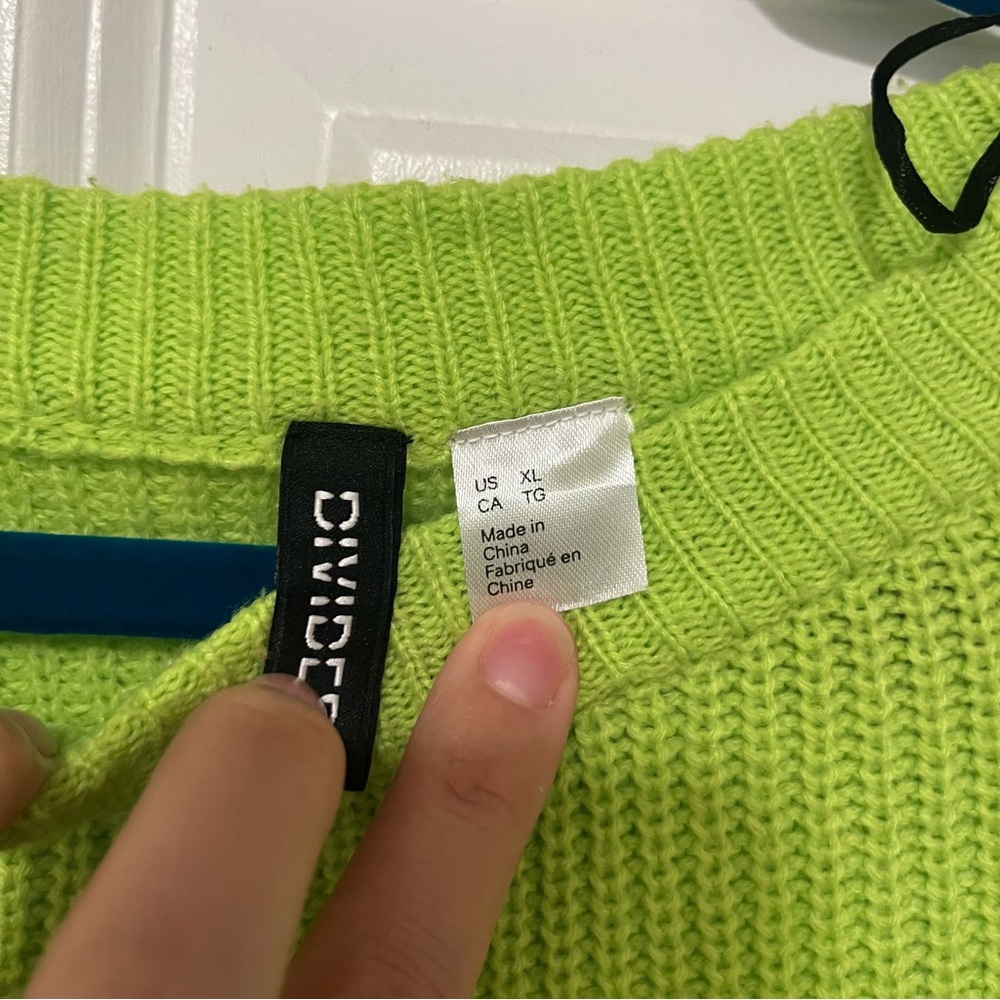 Divided Green Crew Neck Sweater with Ribbed Texture - Picture 2 of 2